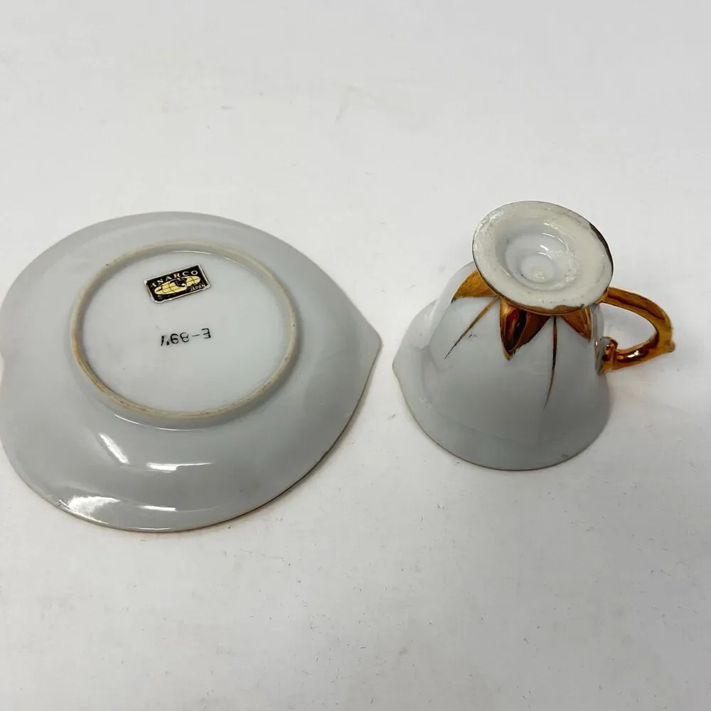 Vintage Inarco Japan White Gold Leaf Demitasse Teacup Saucer Set 2pc E-168-3